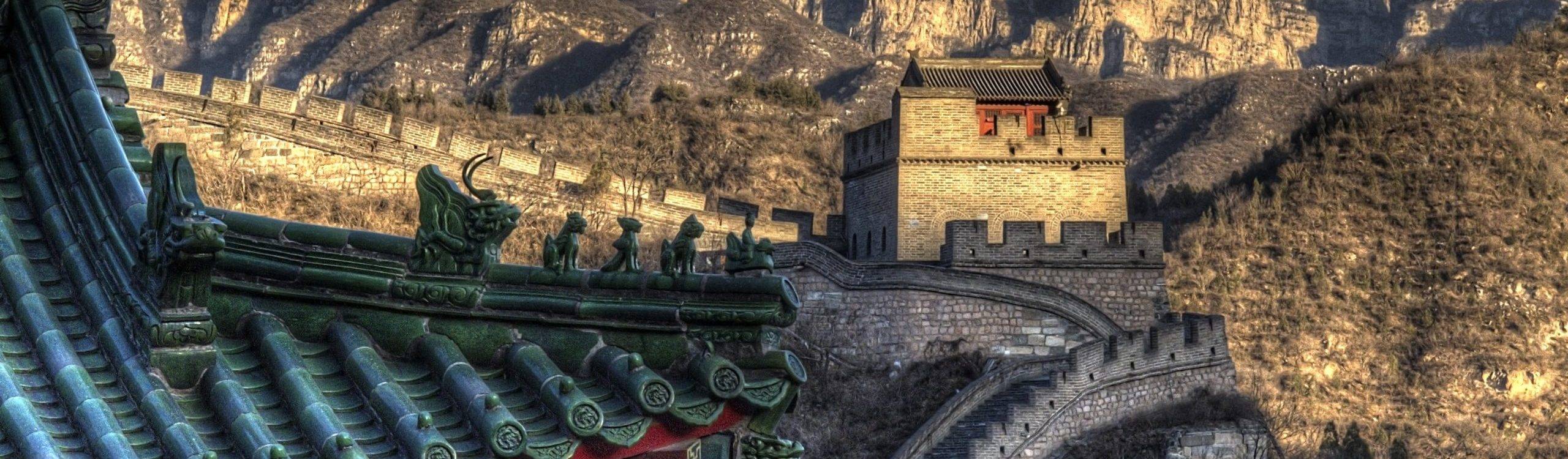 a-section-of-the-great-wall-of-china-in-the-winter